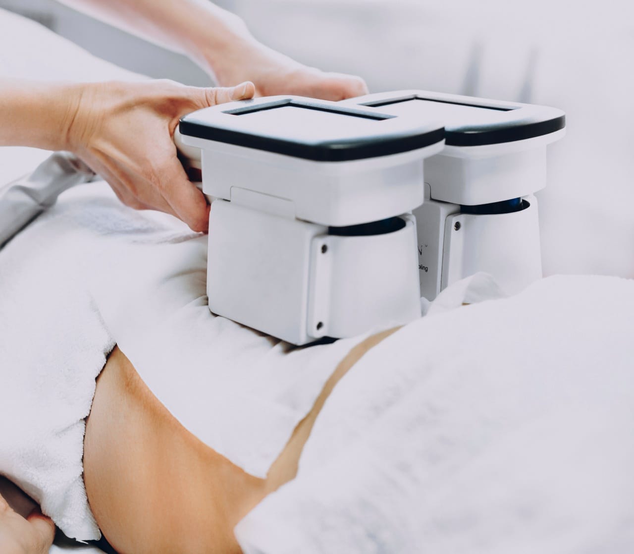 Formation à Paris en cryolipolyse, pressothérapie, électrostimulation ou des traitements contre la cellulite chez IATROS